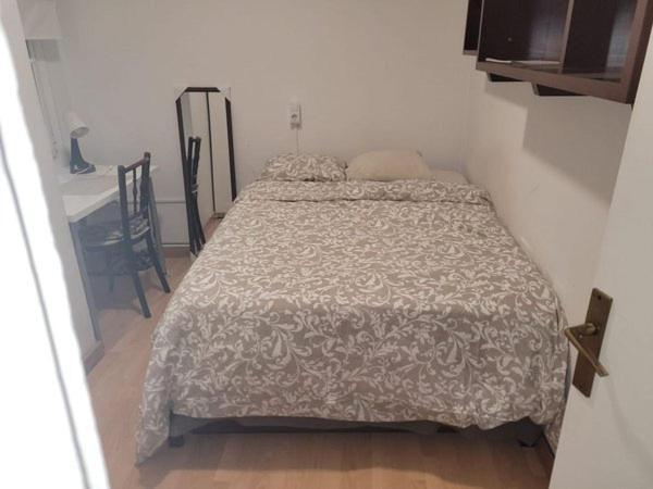 Habitaciones Privada Preciosa Grande Centro Malaga Tambien Cerca De La Playa Wi-Fi Exterior foto